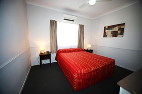 Roma Inland Motor Inn