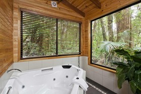 The Mouses House Rainforest Retreat