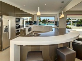 Kumbada 23 Waterfront Holiday House