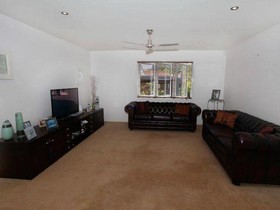 Okinja 31 Holiday House