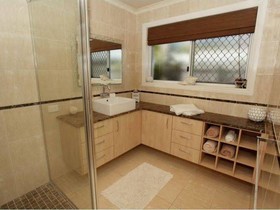 Okinja 31 Holiday House