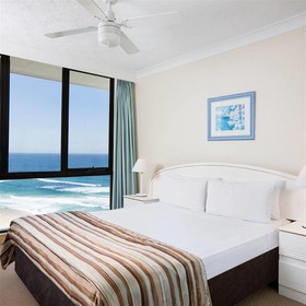 BreakFree Acapulco Surfers Paradise