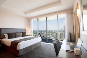 Crowne Plaza Surfers Paradise