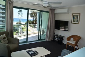 Emerald Sands Holiday Apartments