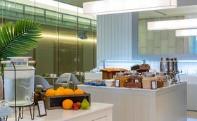Hilton Surfers Paradise Hotel & Residences