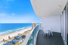 H Residences by Holiday Paradise