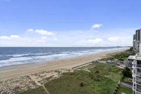 Premiere Apartments by Holiday Rental Surfers Paradise