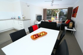 St Tropez Holiday Apartments