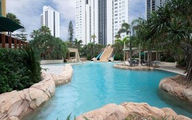 Sun City by Q Stay