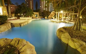 Sun City by Q Stay