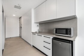 Essence Suites Taringa