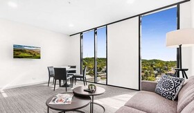 Essence Suites Taringa