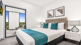 Essence Suites Taringa