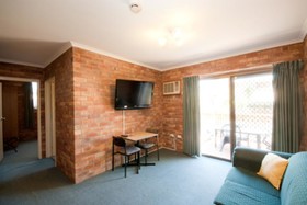 Allan Cunningham Motel