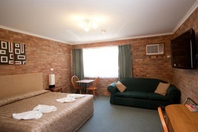 Allan Cunningham Motel
