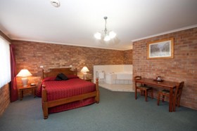 Allan Cunningham Motel