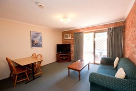 Allan Cunningham Motel