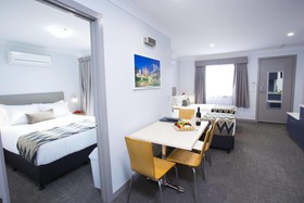 Altitude Motel