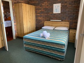 Bridge Street Motor Inn
