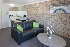 Great Divide Motor Inn