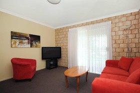 Great Divide Motor Inn