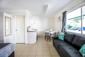 Banjo Paterson Motor Inn