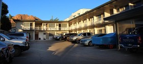 Beach House Motel