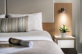 Grand Hotel and Apartments Townsville