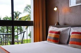 Holiday Apartments Waters Edge The Strand