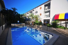 Holiday Apartments Waters Edge The Strand