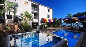Holiday Apartments Waters Edge The Strand