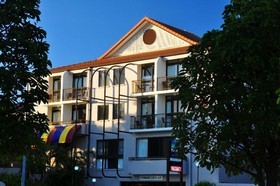 Holiday Apartments Waters Edge The Strand