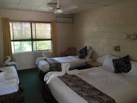 Island View Motel