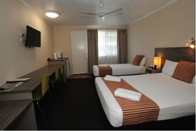ShoreDrive Motel