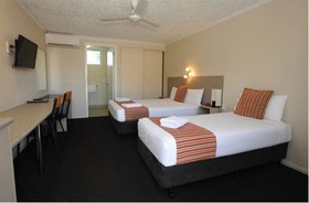 ShoreDrive Motel