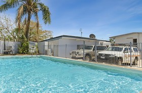 Strand Motel