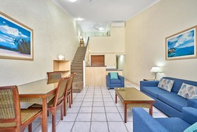 Comfort Inn & Suites Trinity Beach Club