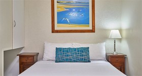 Comfort Inn & Suites Trinity Beach Club