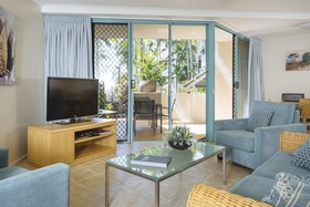 Coral Sands Beachfront Resort