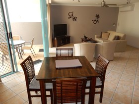 Coral Sands Beachfront Resort