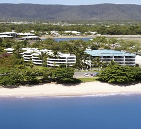 Roydon Beachfront Holiday Apartments