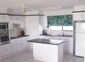 Roydon Beachfront Holiday Apartments