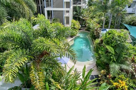 Sea Point on Trinity Beach