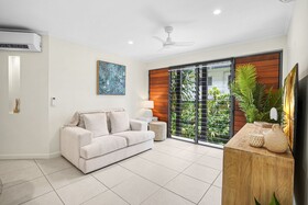 Sea Point on Trinity Beach