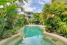 Sea Point on Trinity Beach