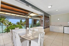 Sea Point on Trinity Beach