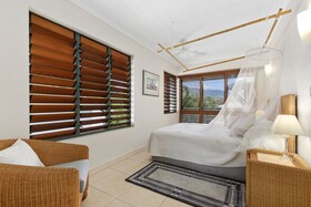 Sea Point on Trinity Beach