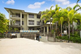 Sea Point on Trinity Beach