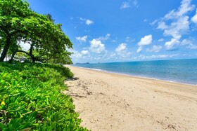 Sea Point on Trinity Beach