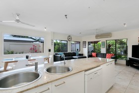 Trinity Breezes at Trinity Beach